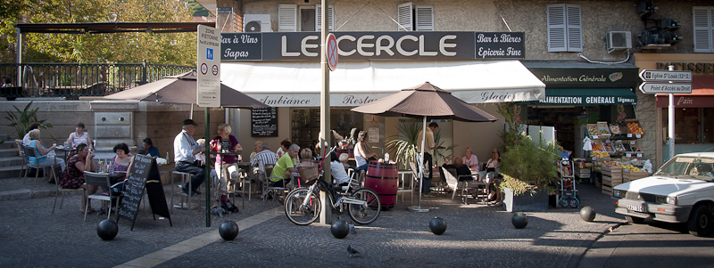 Le Cercle - Bar à vins